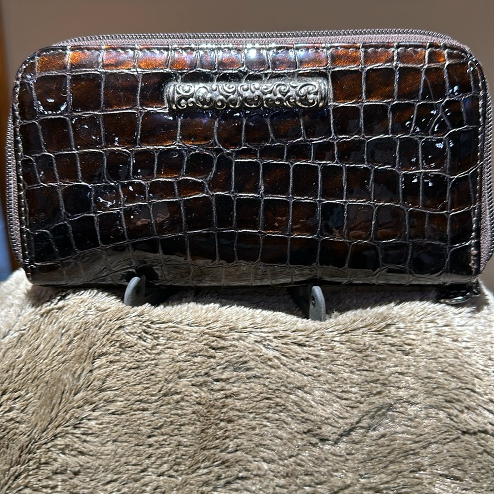 Brighton wallet